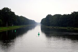 レチノールとEMSを同時に使用する際の安全性について教えてもらえますか？