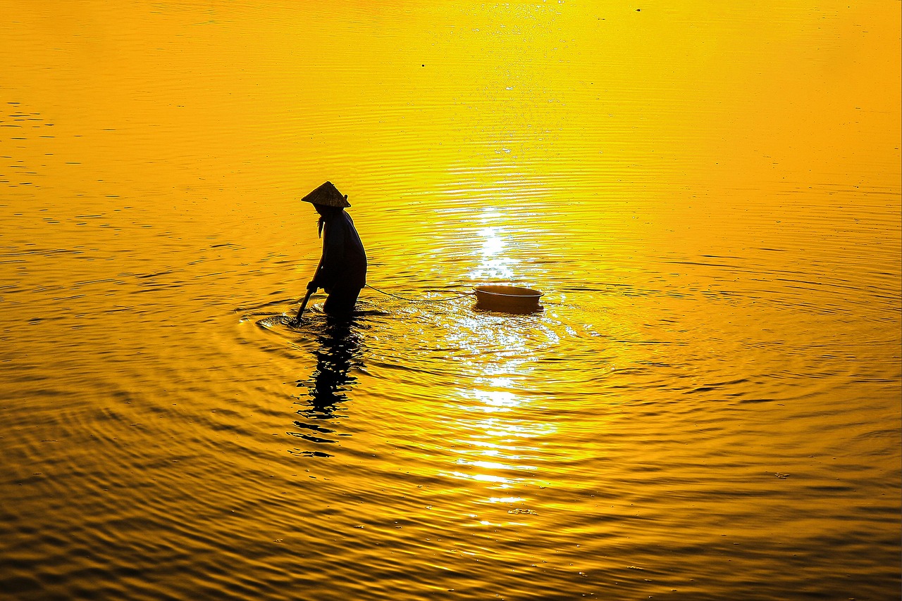 レチノールを目元に使った場合、どれくらいで効果が現れるの？