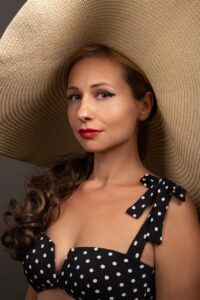 50代が選ぶ美顔器でシミとシワを改善する方法は？