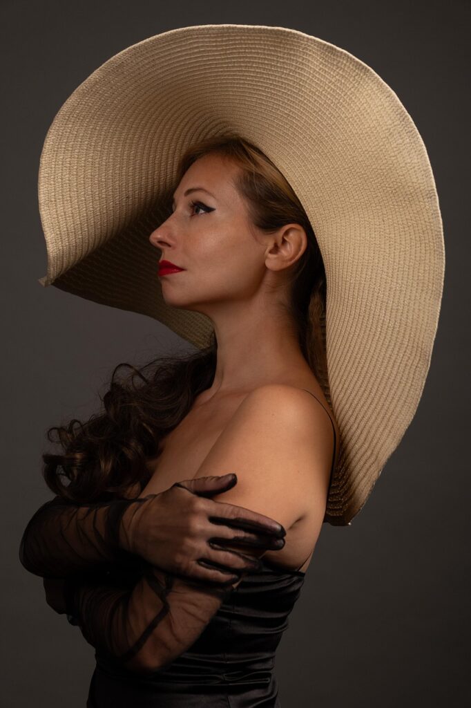 50代のための目元集中ケアはどのように行うべきですか？